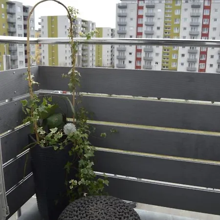 Avantgarden Lighthouse Apartament *
