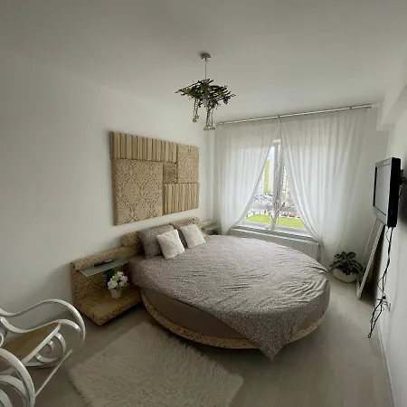 Avantgarden Lighthouse Apartament * Brasov